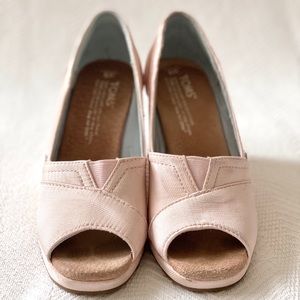 TOMS peep-toe blush wedges